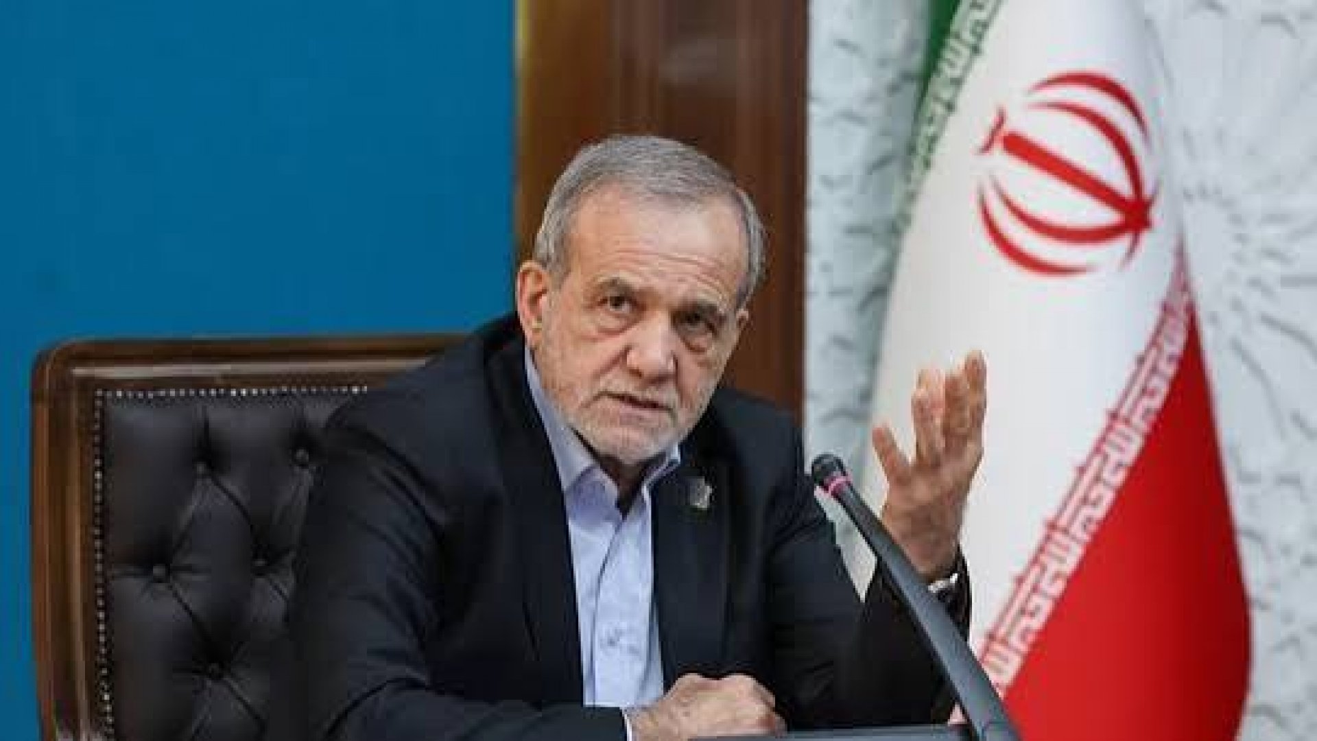 Presidente de Irán considera inútiles las negociaciones con Estados Unidos