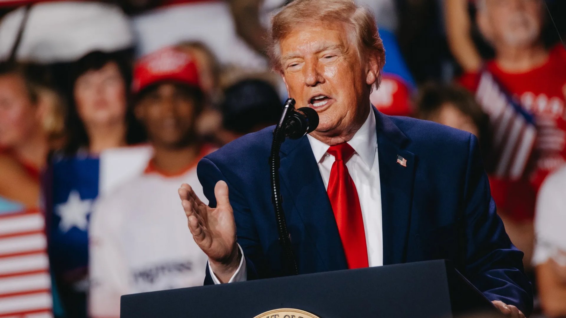 Trump descarta atacar Irán antes de las elecciones de noviembre