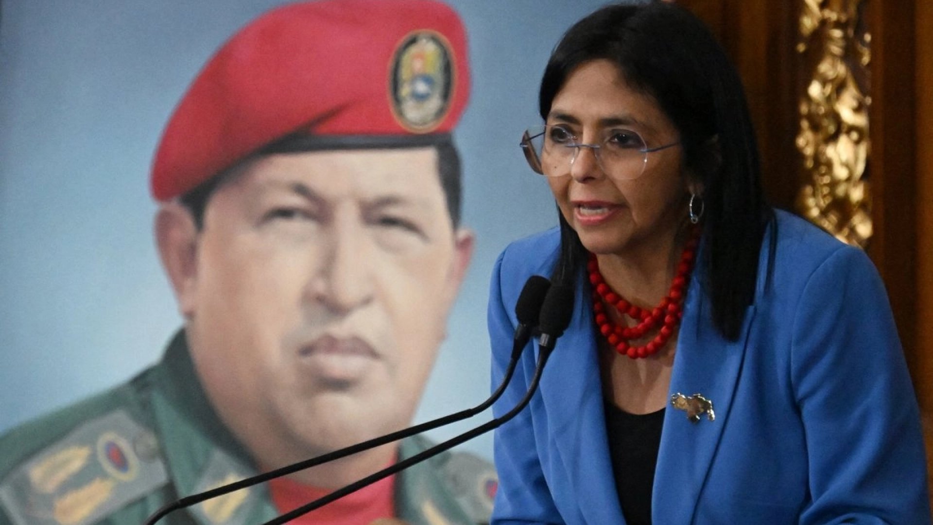 Militares de Venezuela reconocen a Delcy Rodríguez como presidenta interina