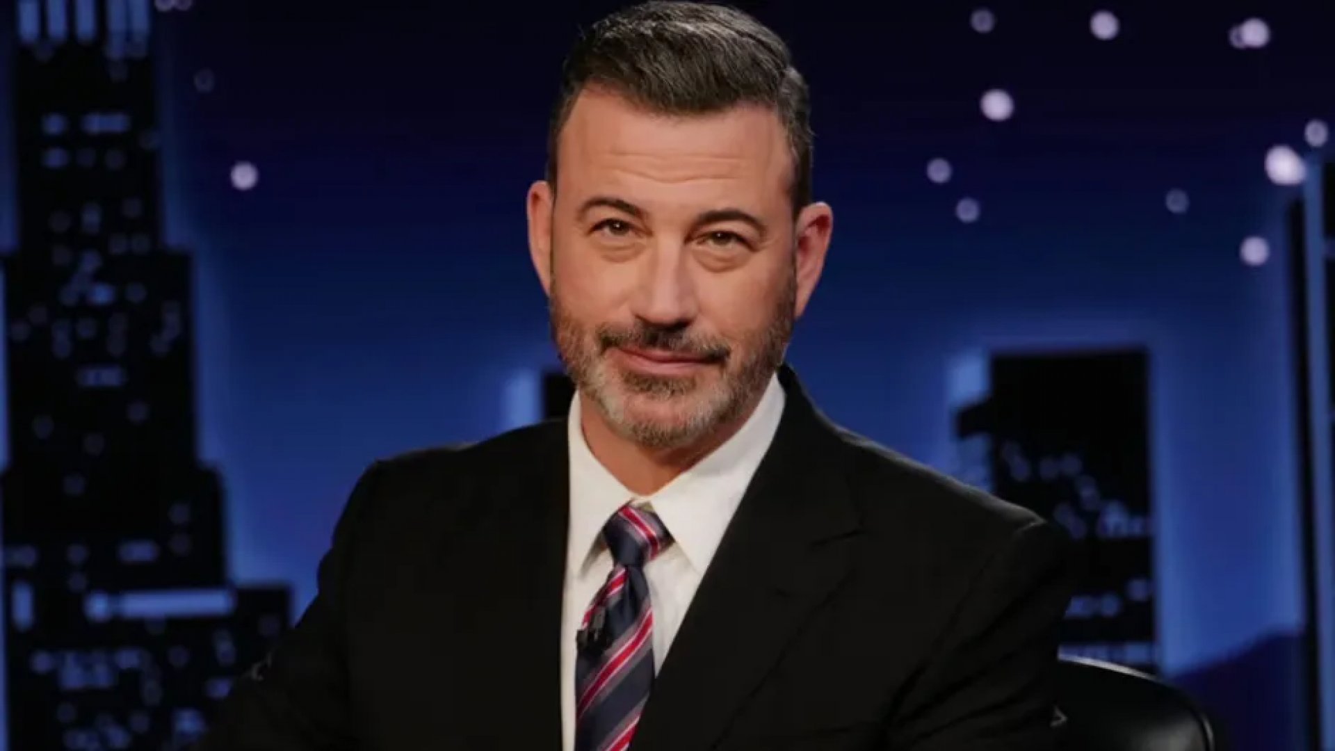 Jimmy Kimmel agradece irónicamente a Trump tras ganar en los Critics Choice Awards 2026