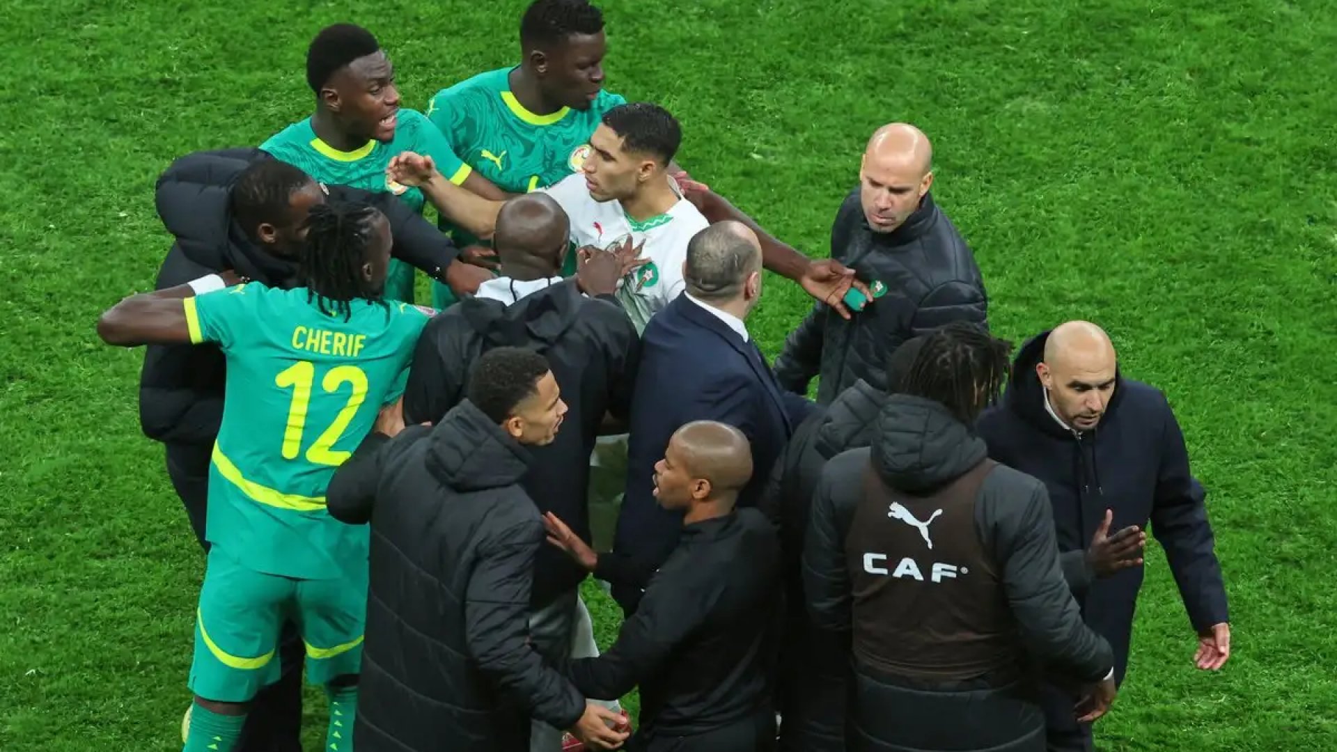 FIFA critica la conducta “inaceptable” de Senegal en la caótica final de la Copa Africana