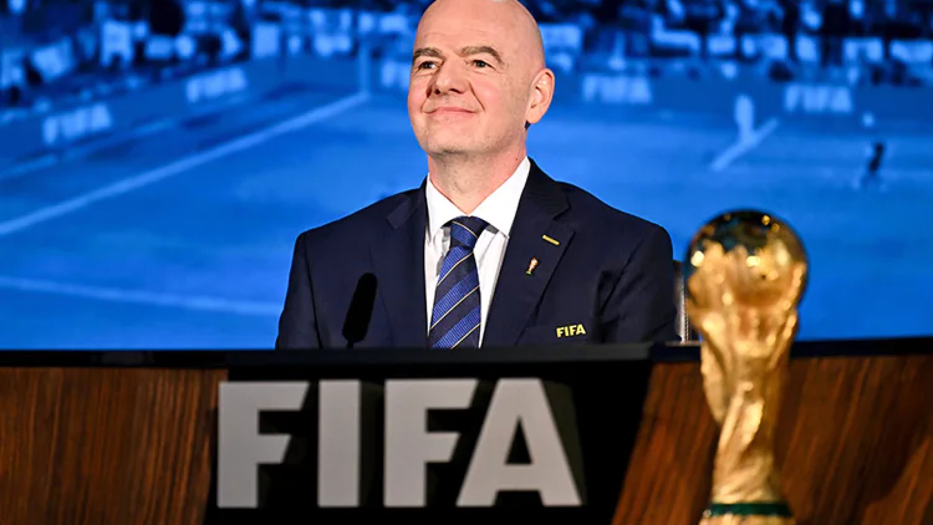 Infantino enfrenta la mayor crisis de la FIFA en su historia