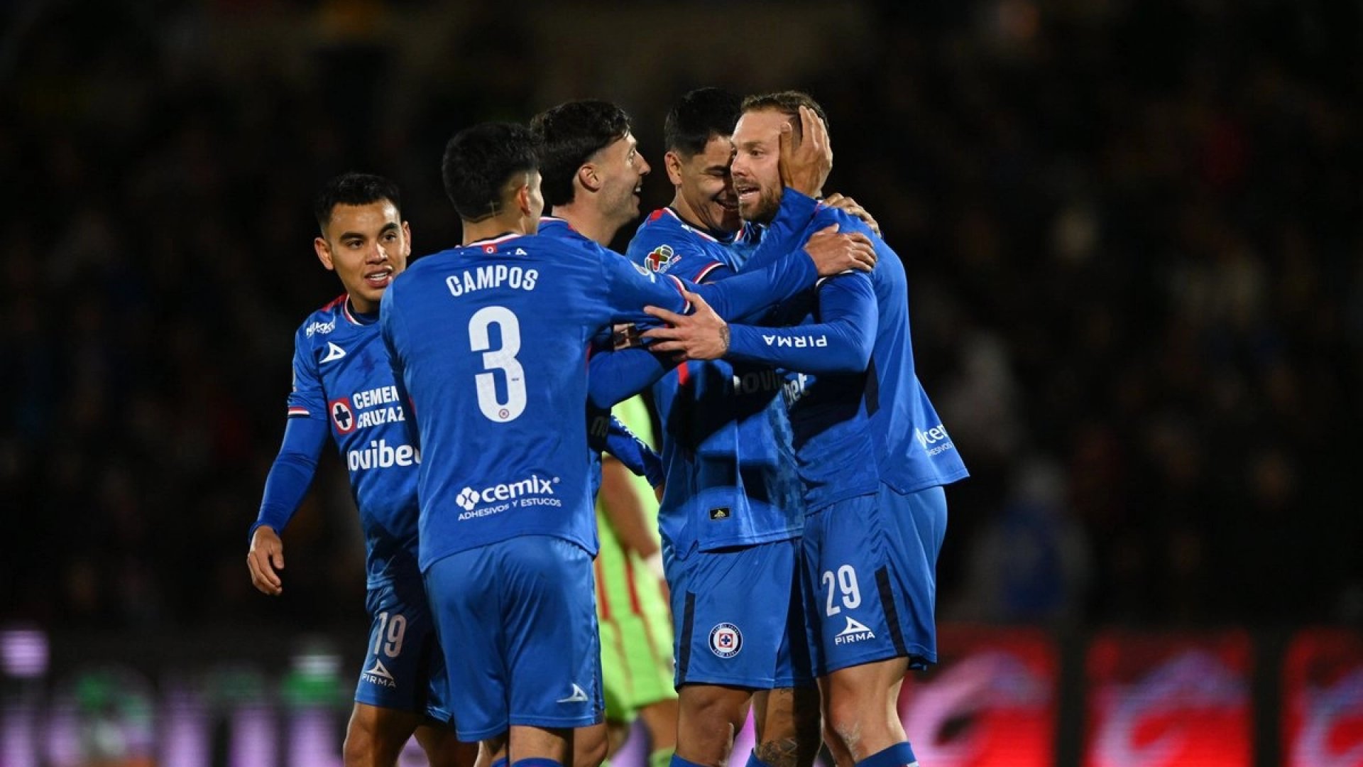 Cruz Azul vence a FC Juárez y extiende su buena racha
