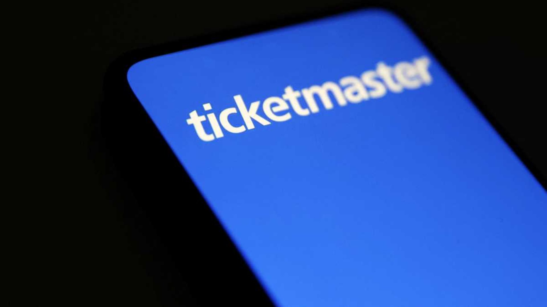 Profeco multa a Ticketmaster por altos precios de boletos para concierto de BTS