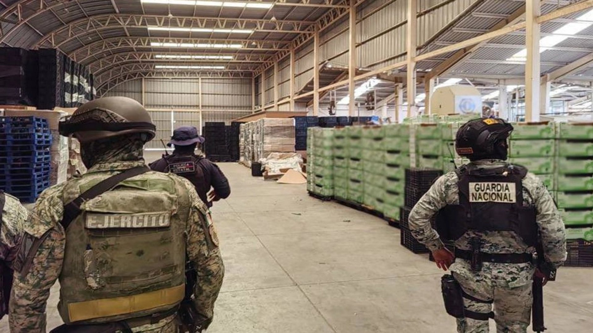 Refuerzan elementos federales búsqueda de 10 mineros desaparecidos en Concordia, Sinaloa