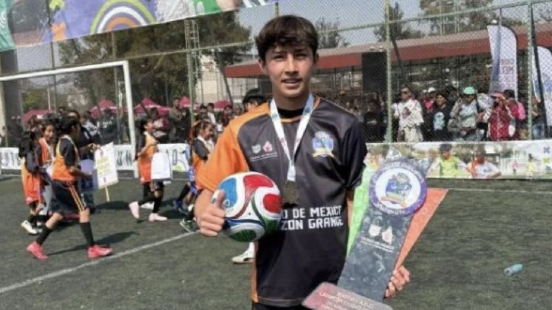 Futbol comunitario, vía para hacer accesible el Mundial