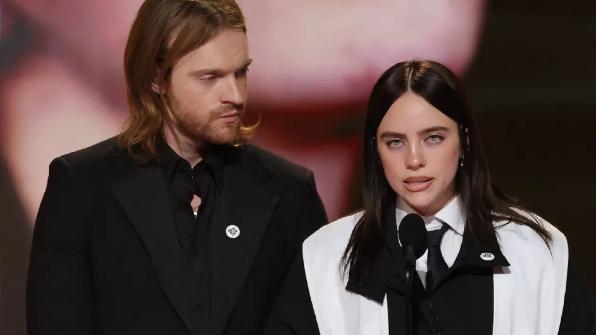 Tribu Tongva agradece a Billie Eilish por mensaje sobre “tierras robadas” en los Grammy