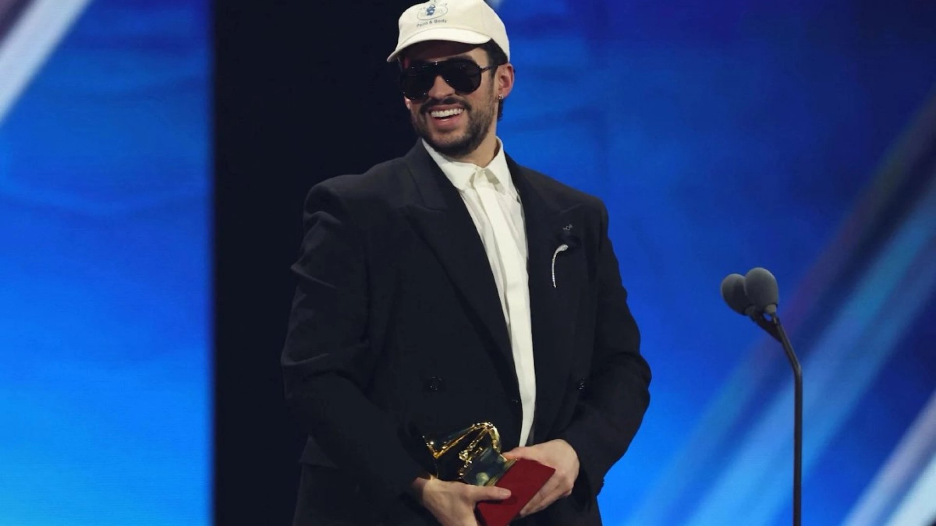 La Casa Blanca arremete contra Bad Bunny por críticas en los Grammy