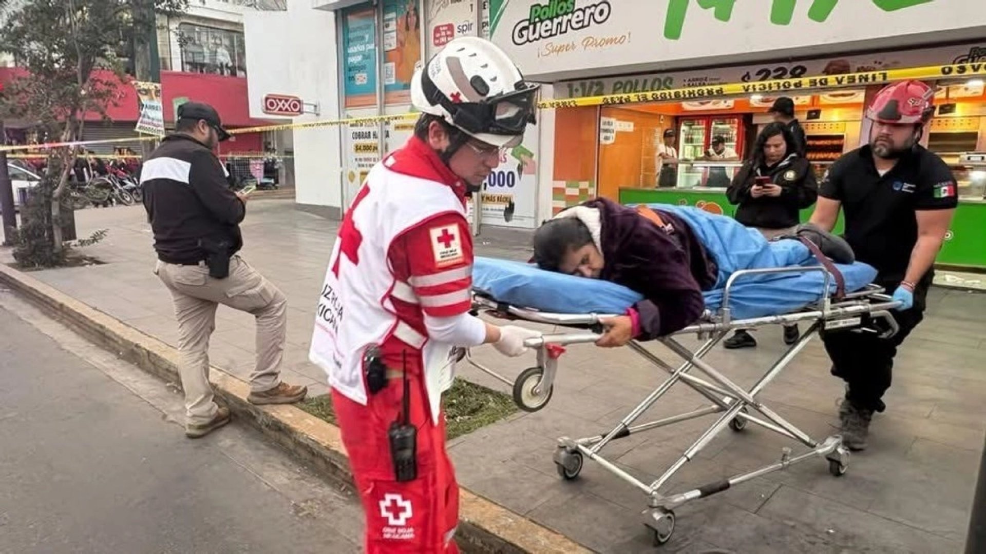 Balacera en el centro de Monterrey deja siete civiles heridos y desata pánico