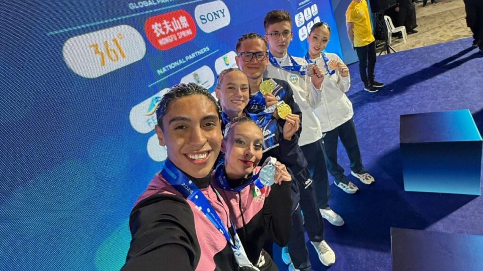México suma oro y dos platas en Copa del Mundo de natación artística en Medellín
