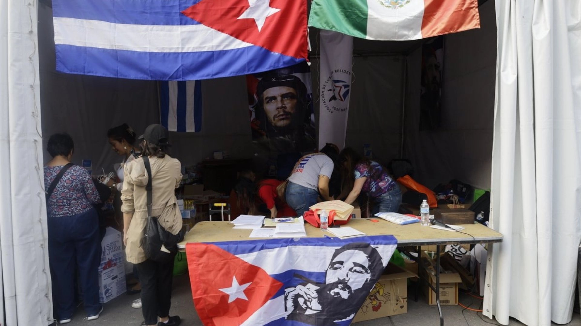 Sheinbaum señala que hay pláticas sobre si es factible que México facilite diálogo entre Cuba y EE.UU.
