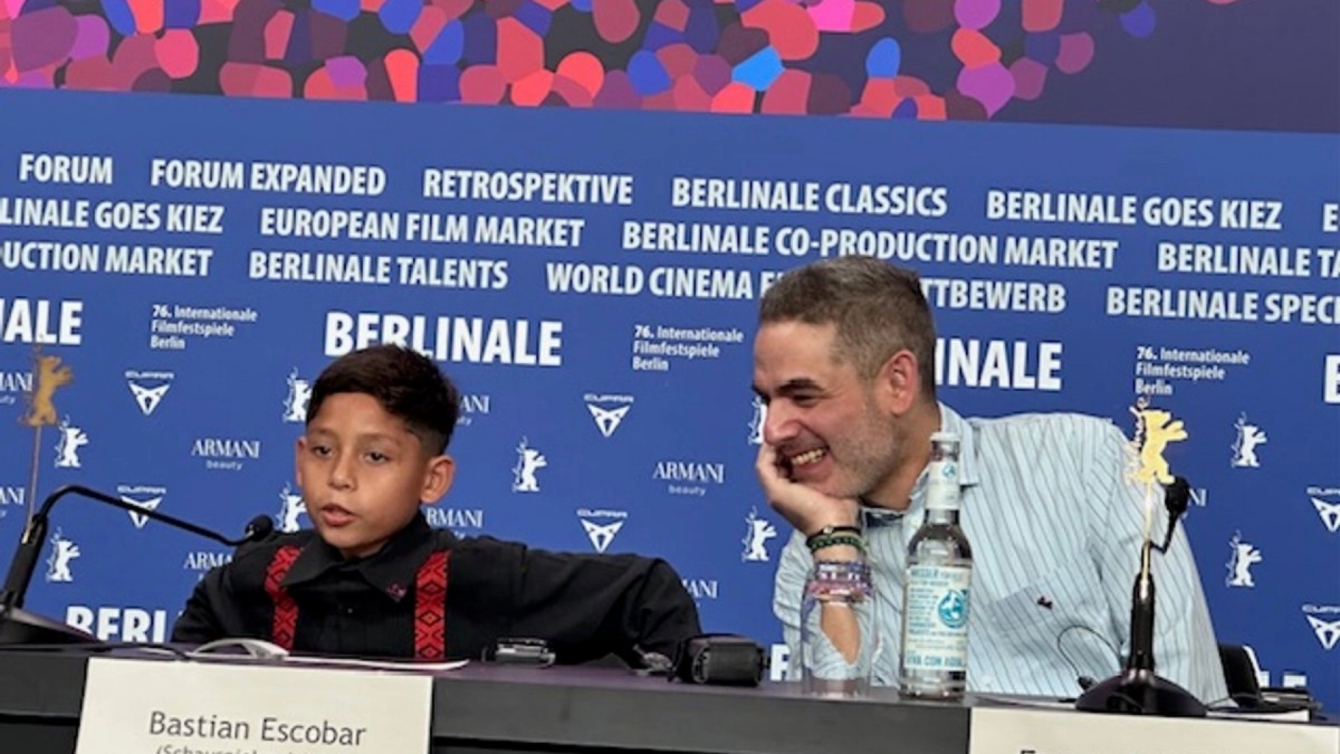 El mexicano Fernando Eimbcke conmueve con Moscas en la Berlinale; fuerte favorita al Oso de Oro