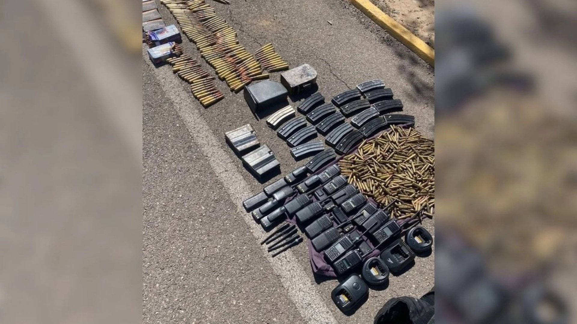Semar decomisa armas de fuego y miles de cartuchos en operativos antinarco en Badiraguato, Sinaloa