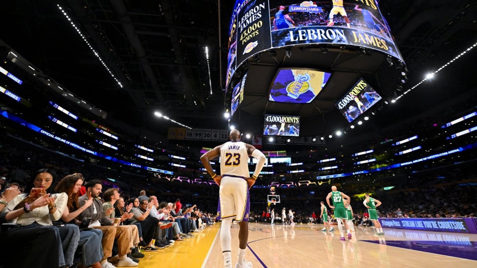El Thunder frena a los Cavs y LeBron llega a 1,600 partidos en la NBA