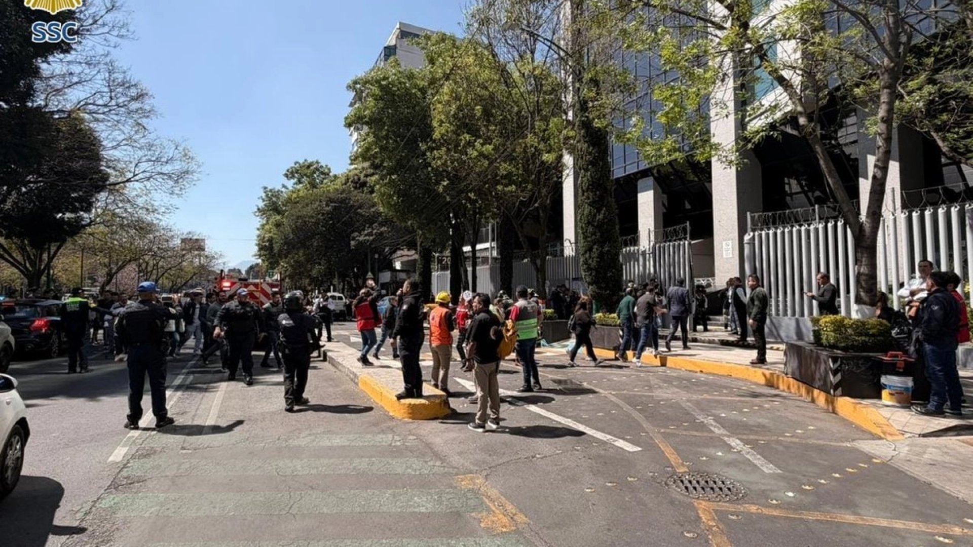 Alerta de bomba en juzgados federales de San Ángel Inn moviliza a policías