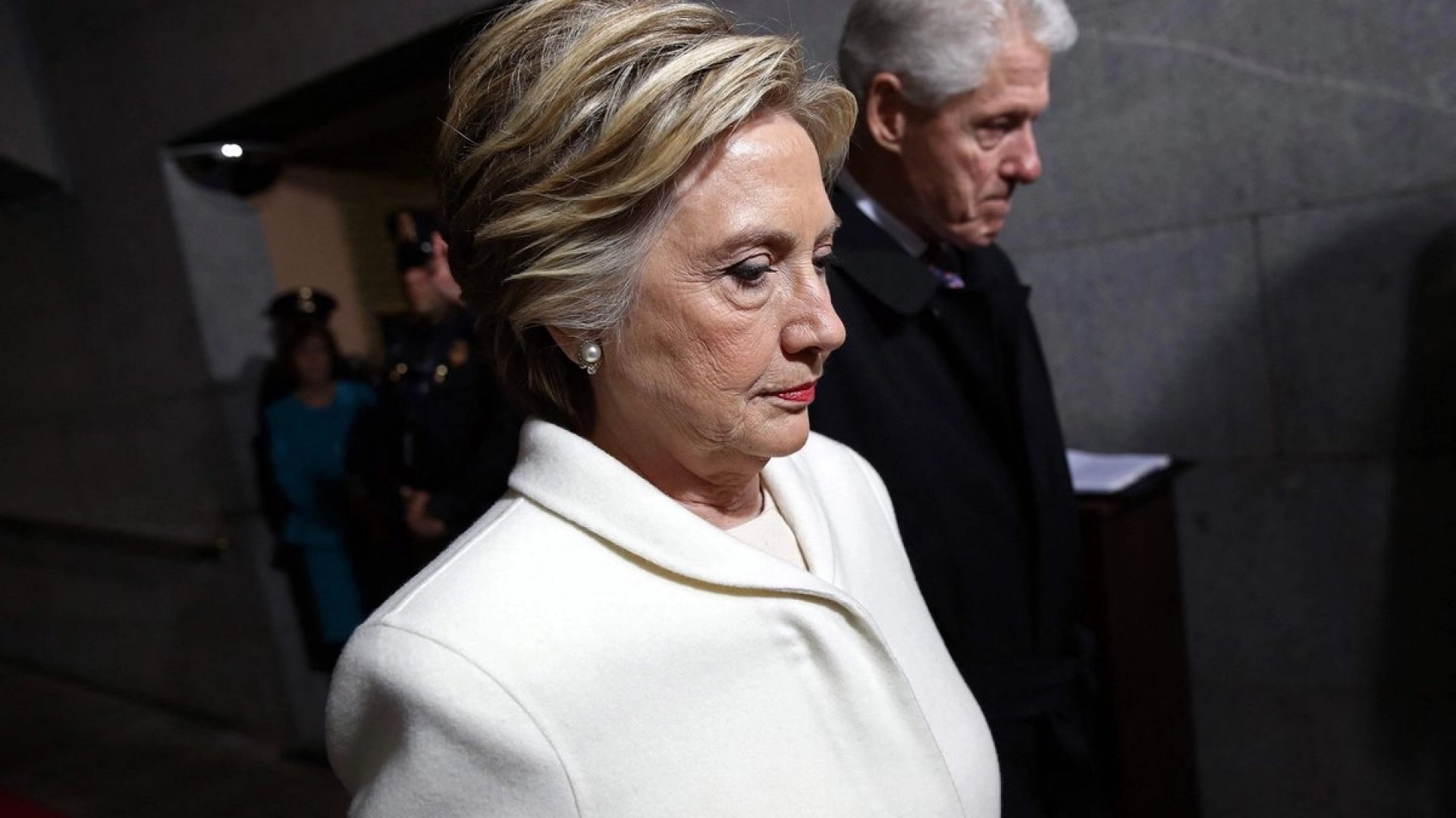 Hillary Clinton testifica ante Congreso de EU sobre vínculos con Epstein