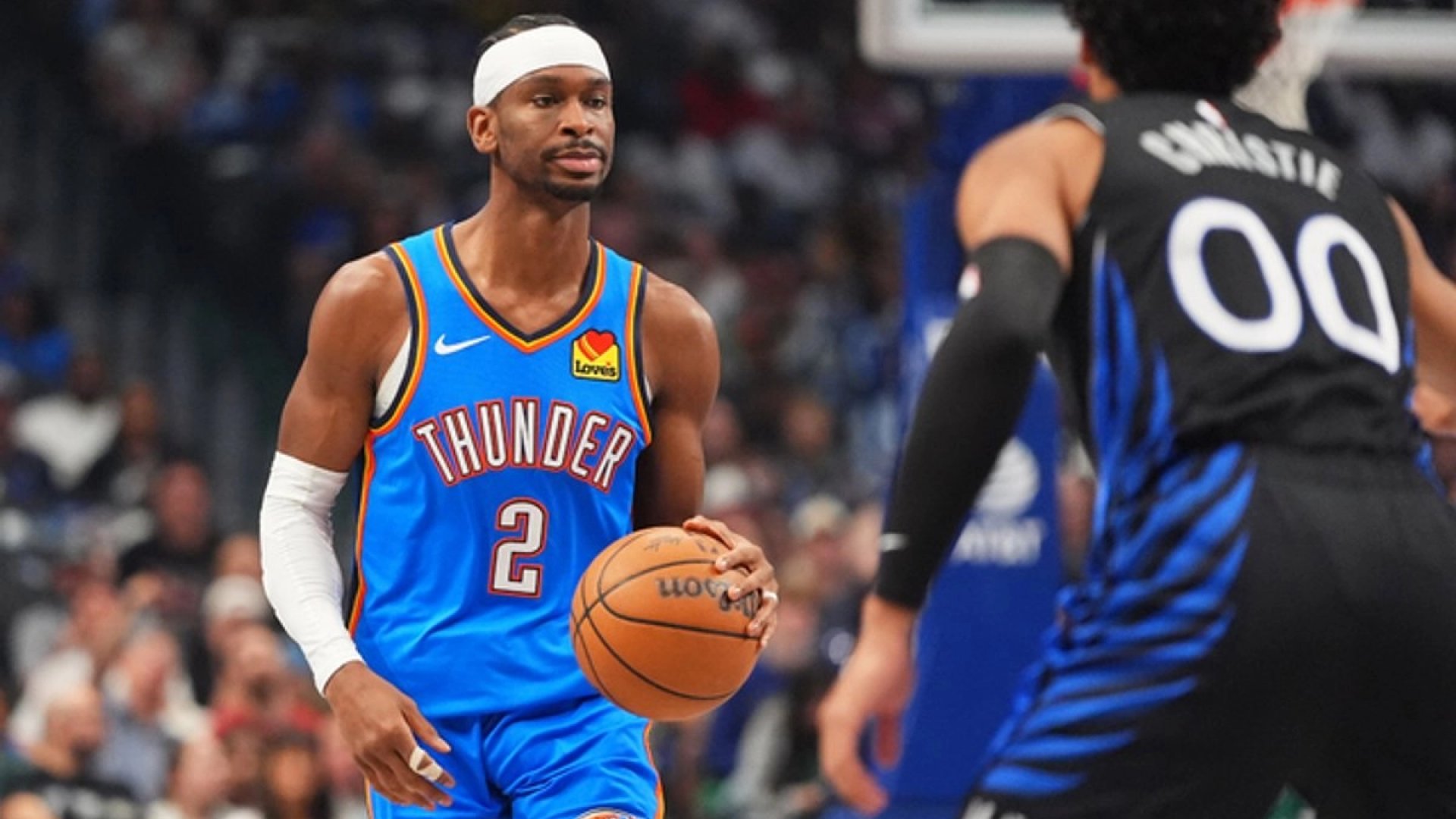 Gilgeous-Alexander anota 30 puntos y el Thunder vence 100-87 a los Mavericks