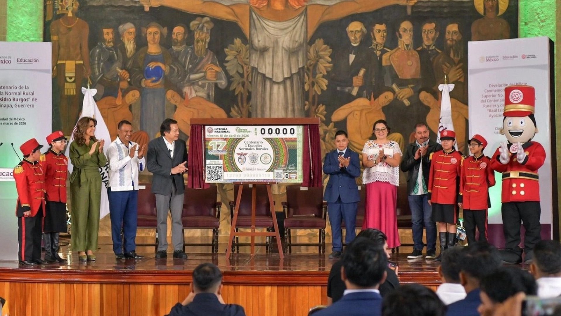 Lotería Nacional rinde homenaje a normales rurales con billete por centenario de Ayotzinapa