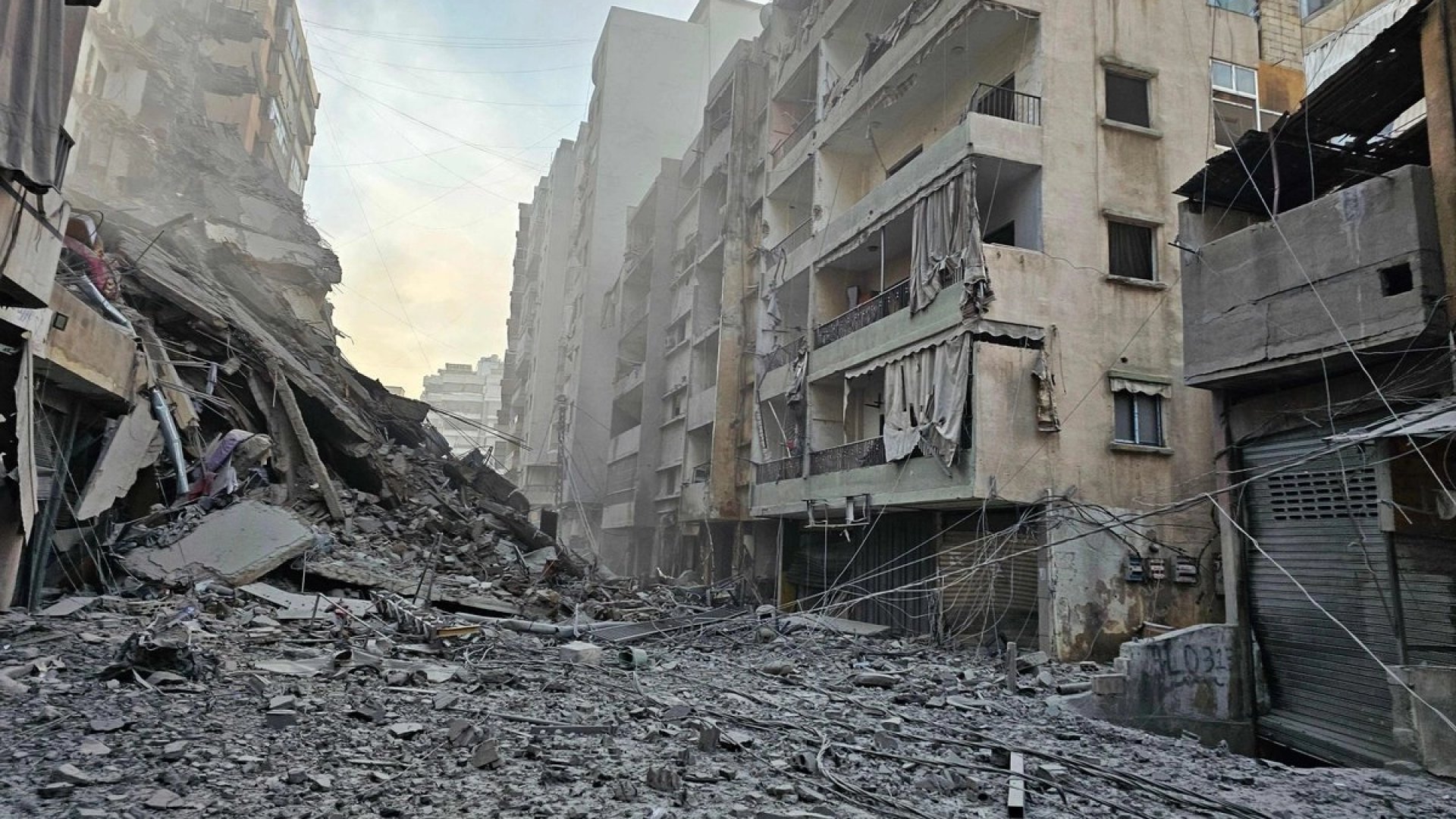 Bombardeos contra Irán y Líbano provocan éxodo de habitantes del sur de Beirut