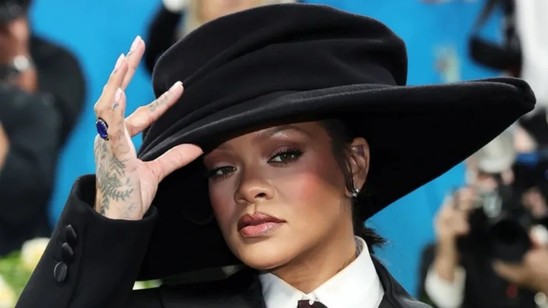 Disparan contra la casa de Rihanna; una mujer es detenida en Los Ángeles