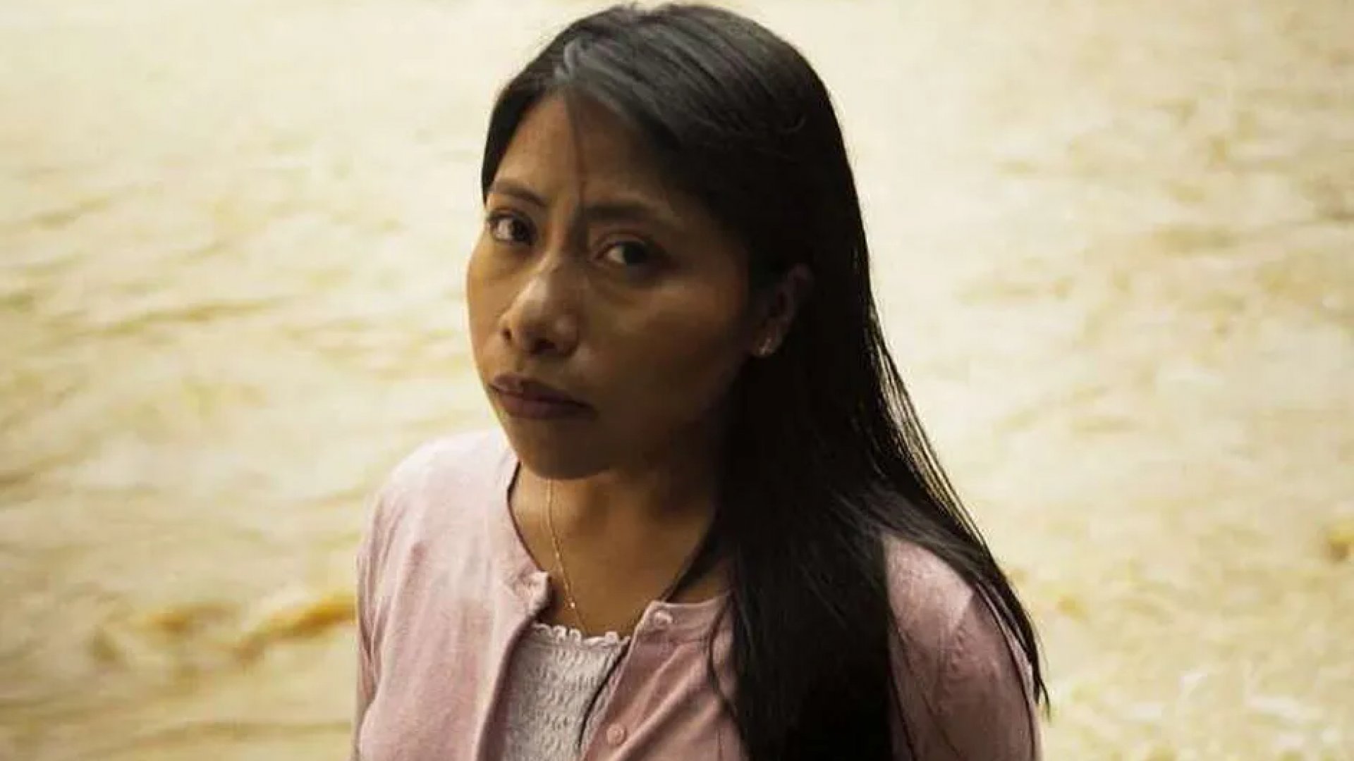 Yalitza Aparicio busca dar voz a temas ignorados con su trabajo en la pantalla