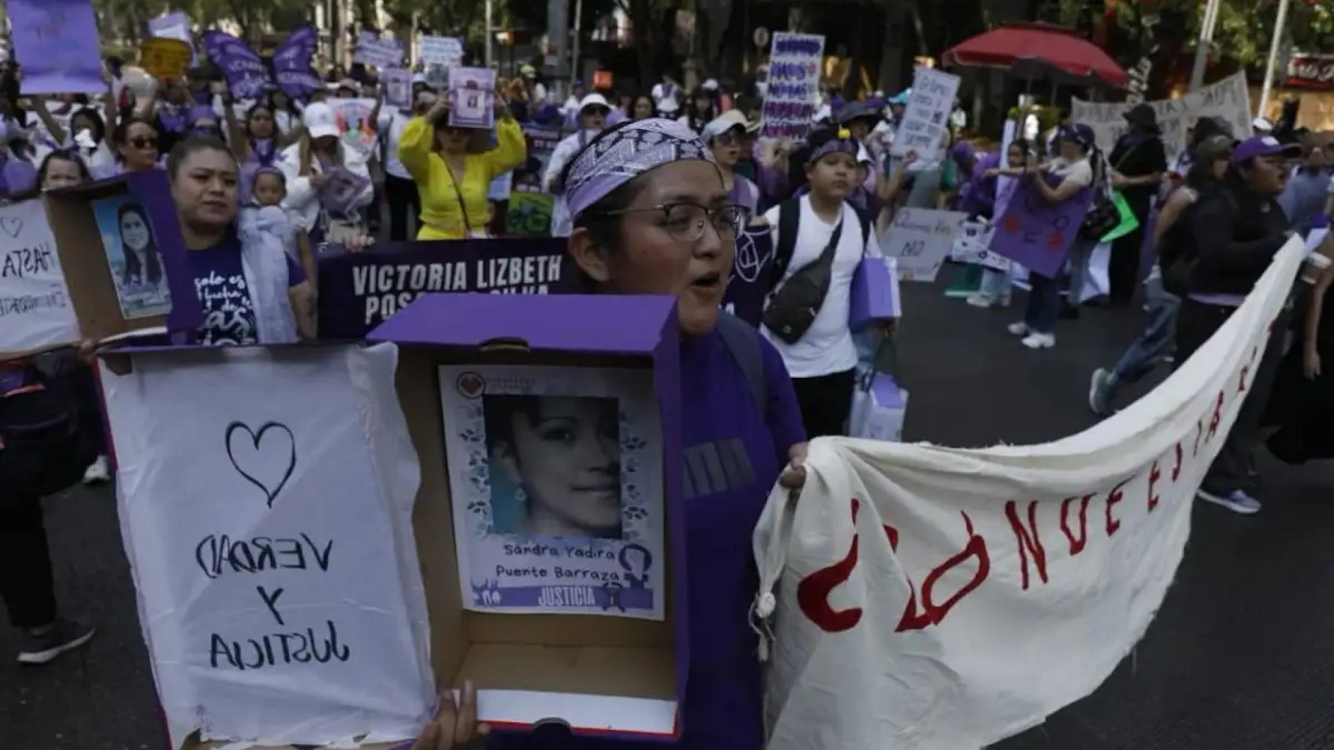 120 mil marcharon en CDMX en el marco del 8M