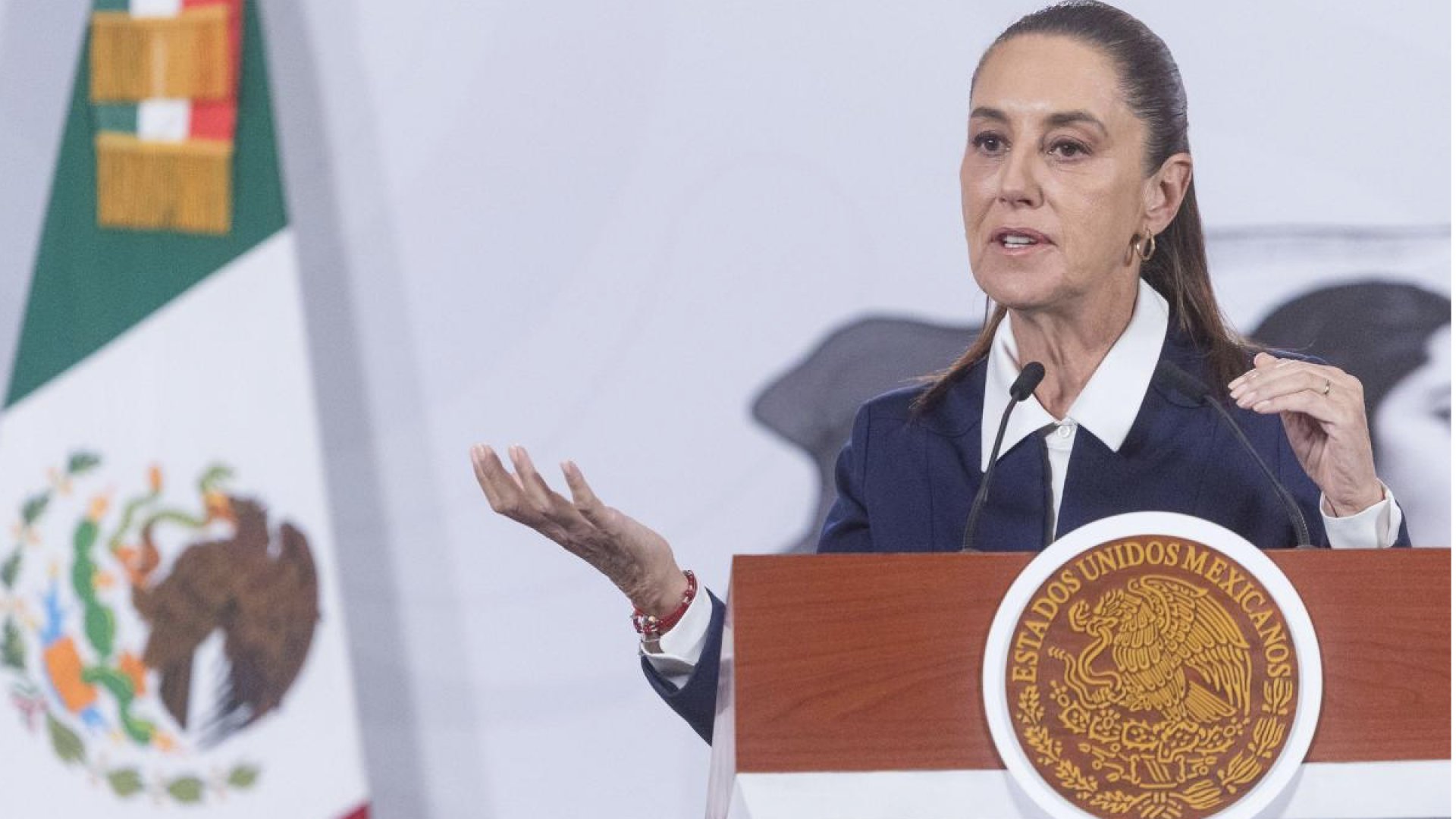 Grupo interdisciplinario analizará causas de derrame en el Golfo de México: Sheinbaum