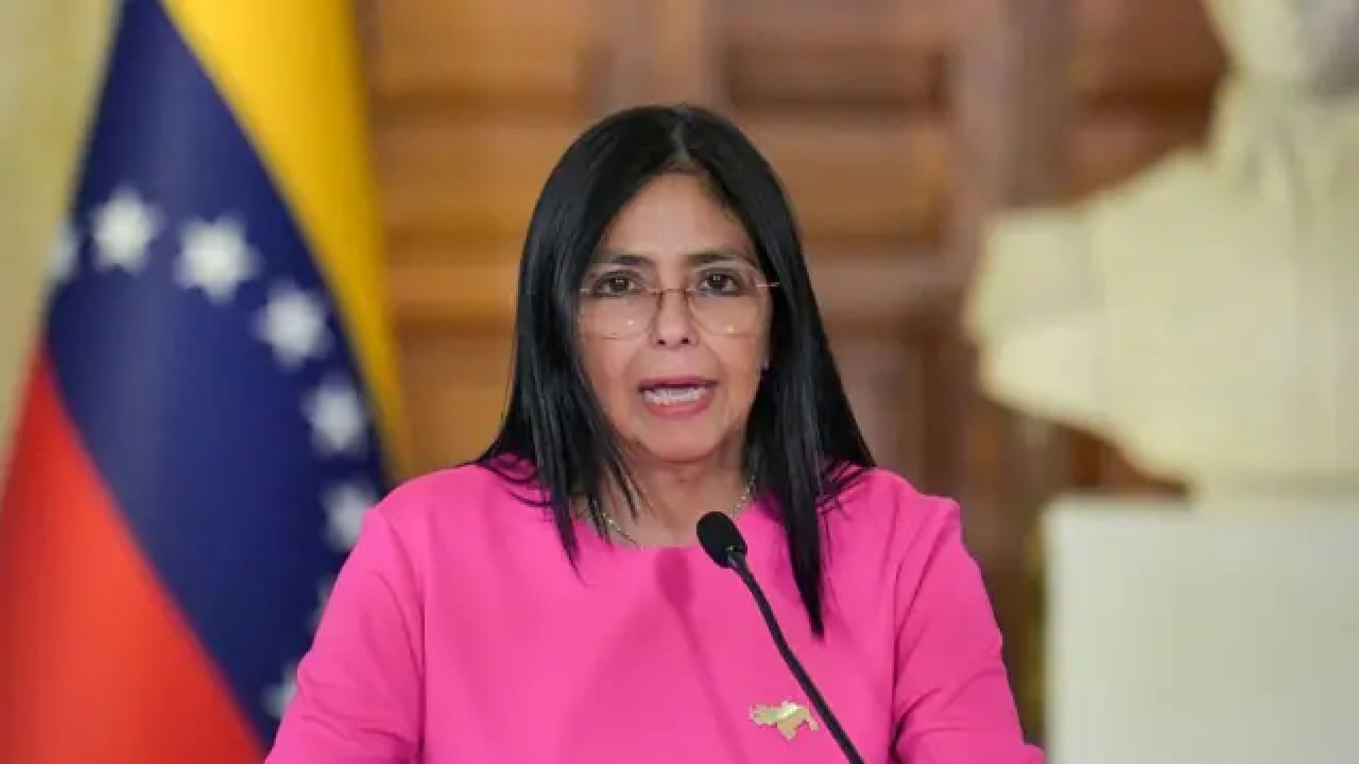 Venezuela insiste a EU en eliminar sanciones para fortalecer cooperación económica