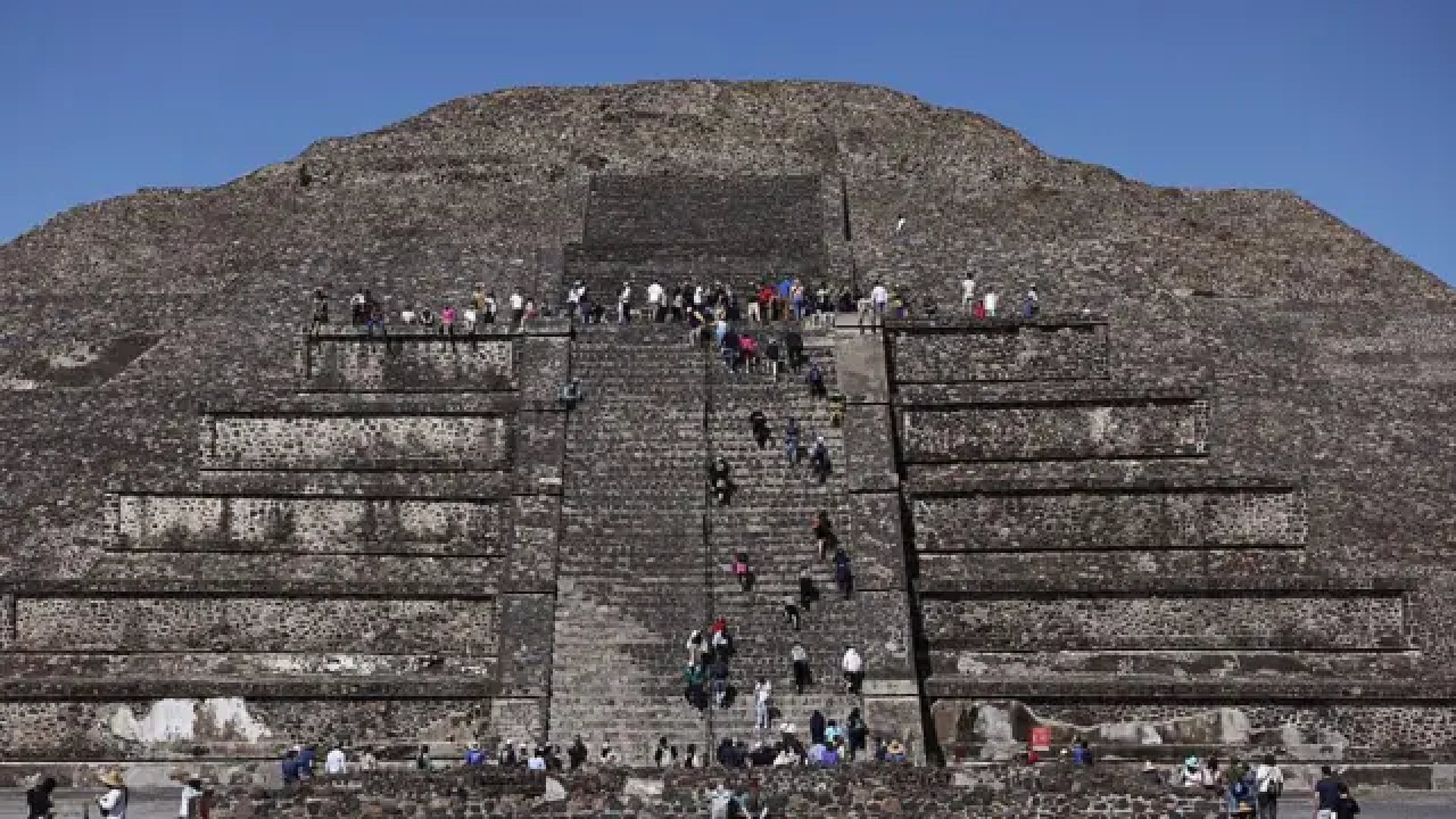 Tiroteo en Teotihuacán desata pánico entre turistas y deja víctimas