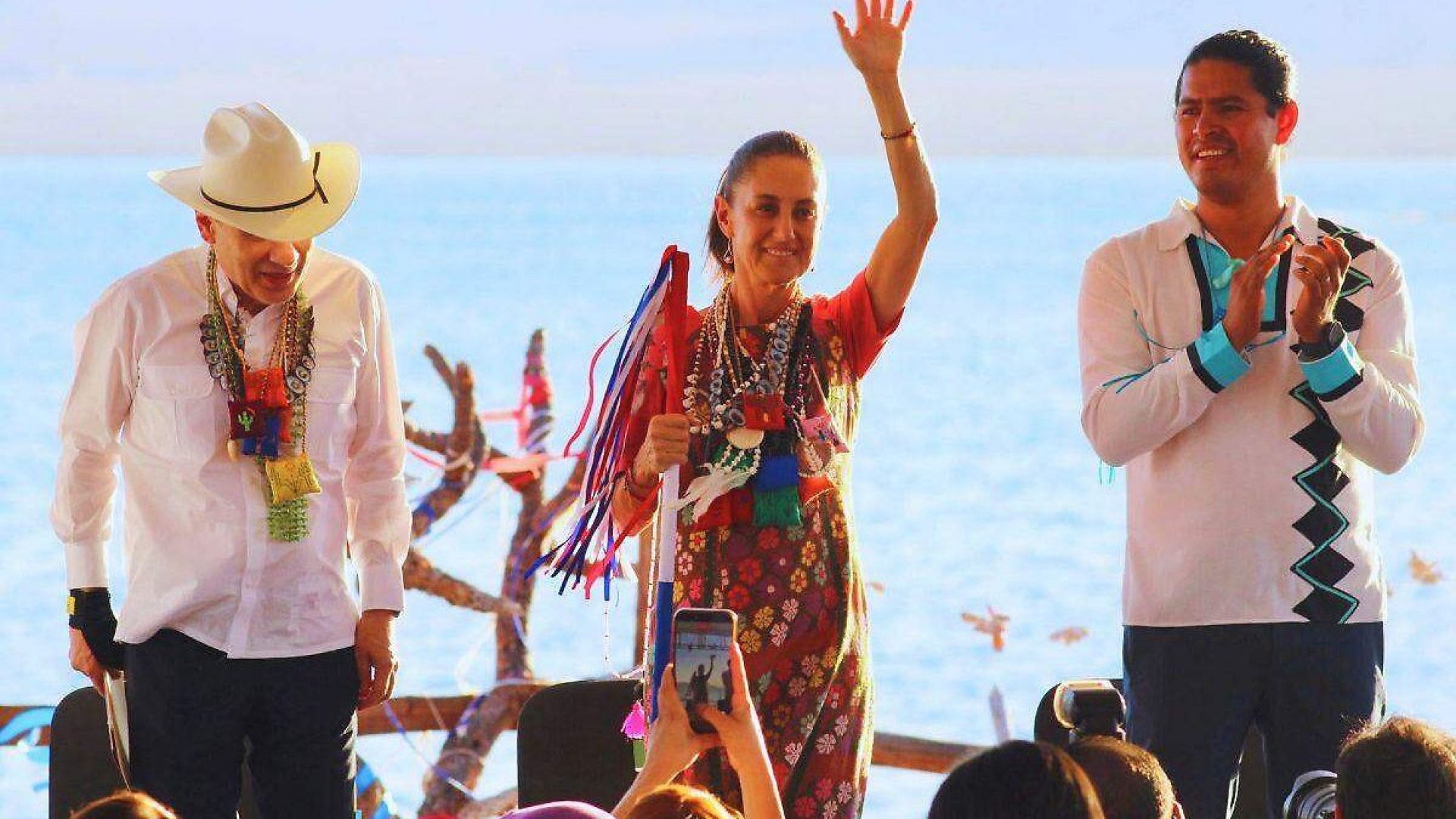 Sheinbaum inaugura acueducto Seri y reconoce deuda histórica con pueblos originarios
