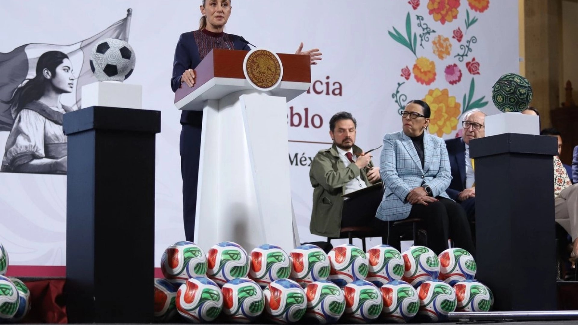 Sheinbaum plantea fortalecer el futbol social para impulsar a la Selección Mexicana