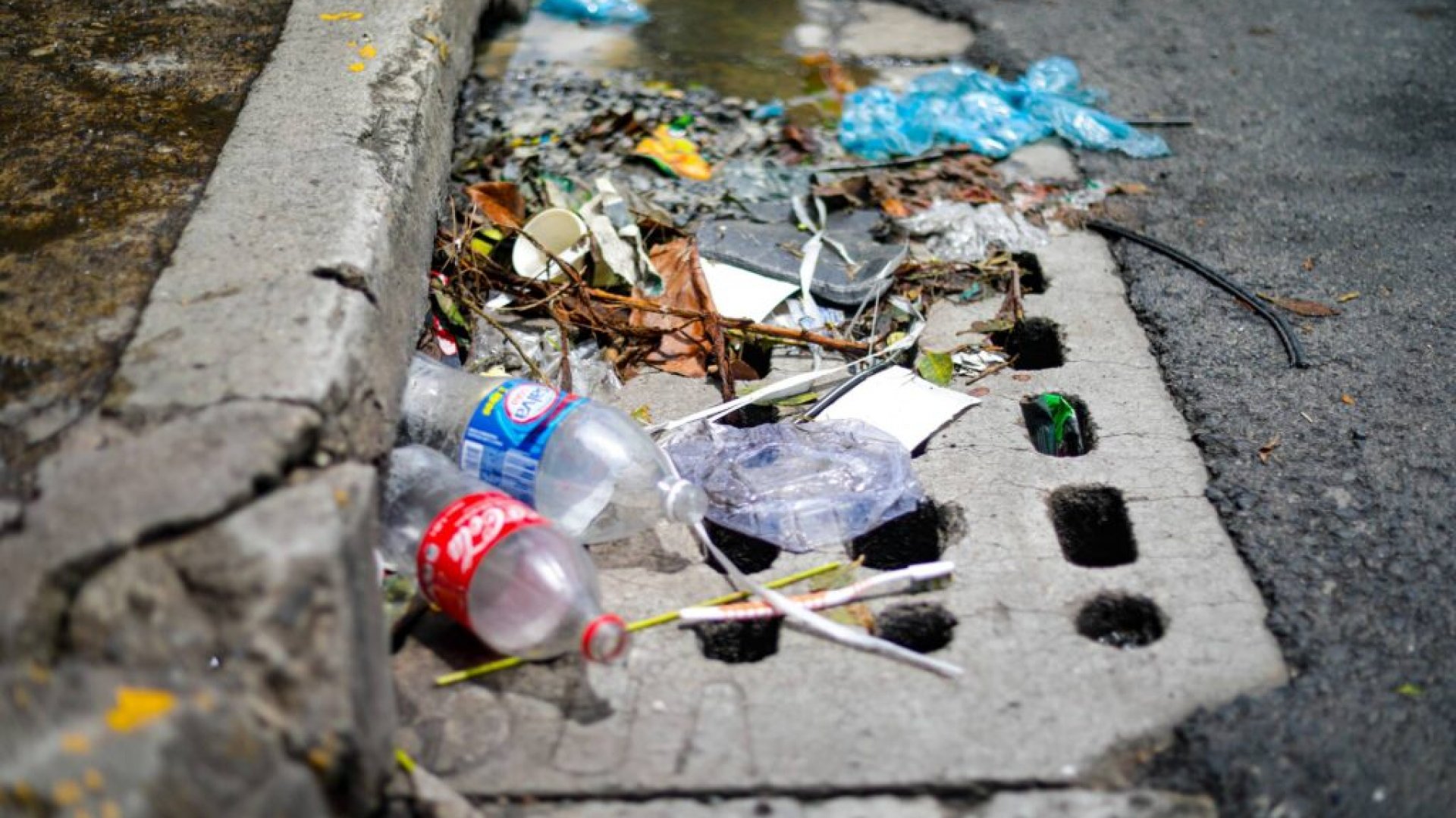 Conagua alerta: basura provoca la mayoría de las inundaciones