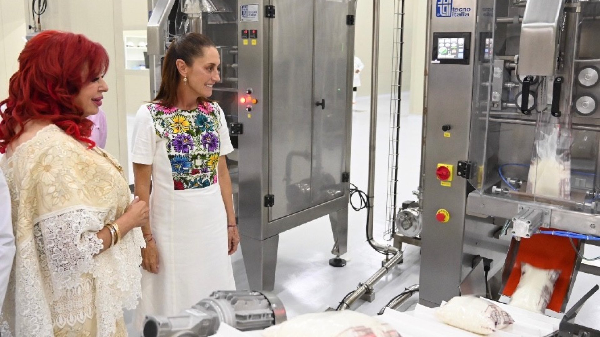 Sheinbaum inaugura nueva planta pasteurizadora pública en Campeche