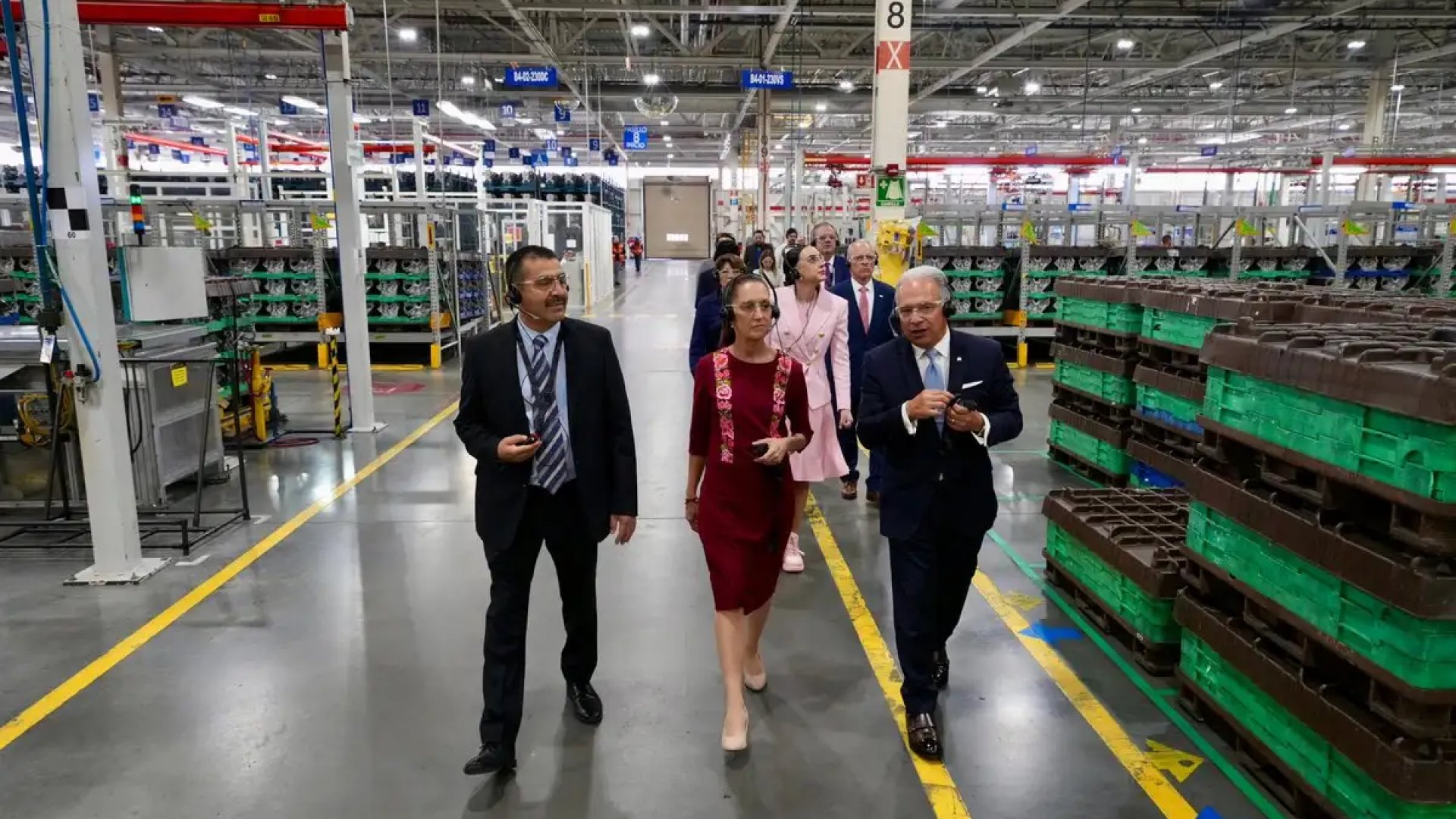 Sheinbaum anuncia inversión de General Motors por mil millones de dólares en México