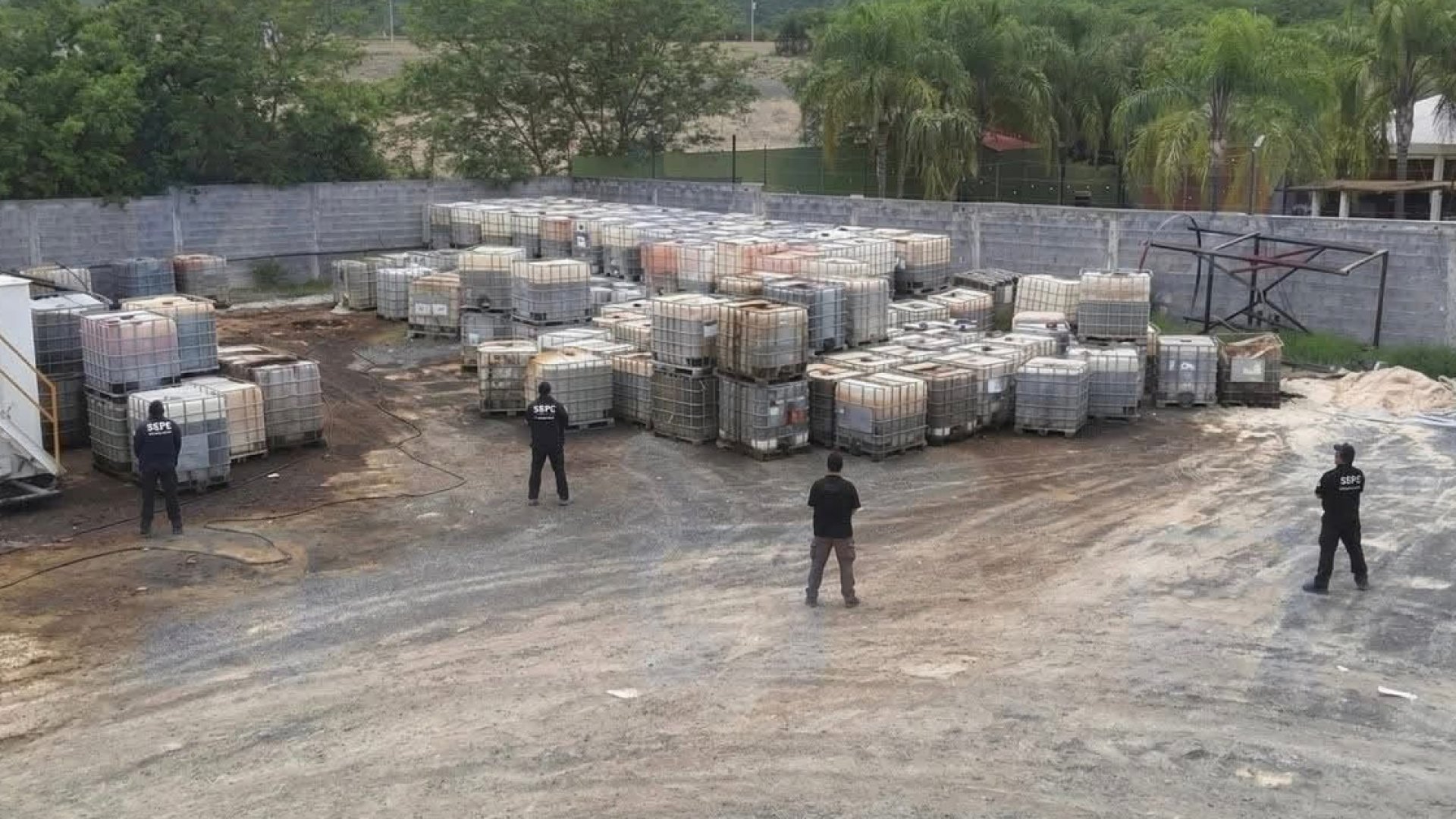 Aseguran en Cadereyta más de un millón de litros de presunto huachicol