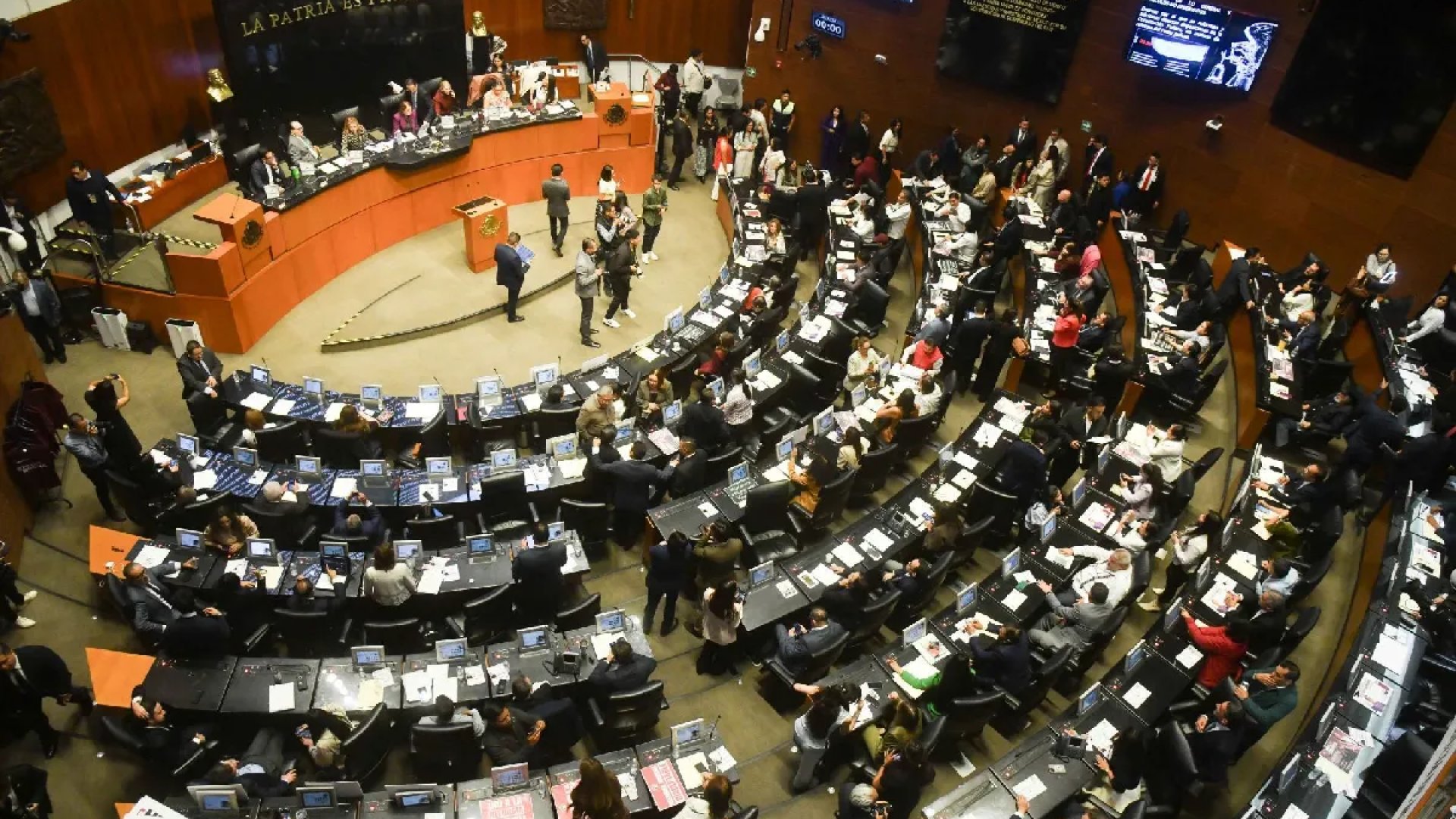 Avalan congresos estatales reforma que pospone a 2028 los comicios judiciales