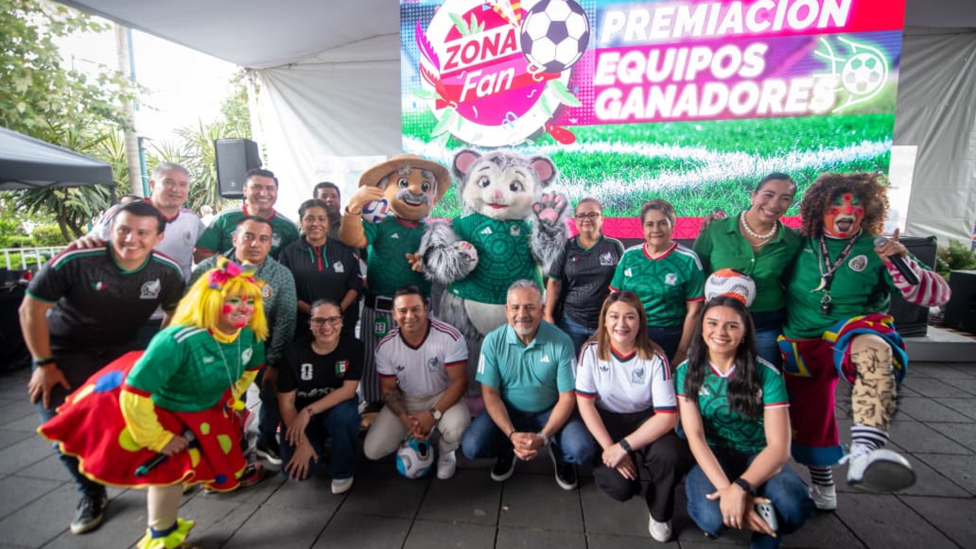 Premia Ayuntamiento a equipos ganadores del Mundialito Xalapa 2026
