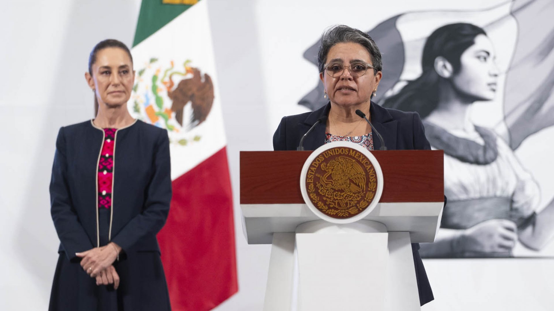 Secretaría Anticorrupción inhabilita a 39 servidores de CFE e IMSS; impone multas millonarias