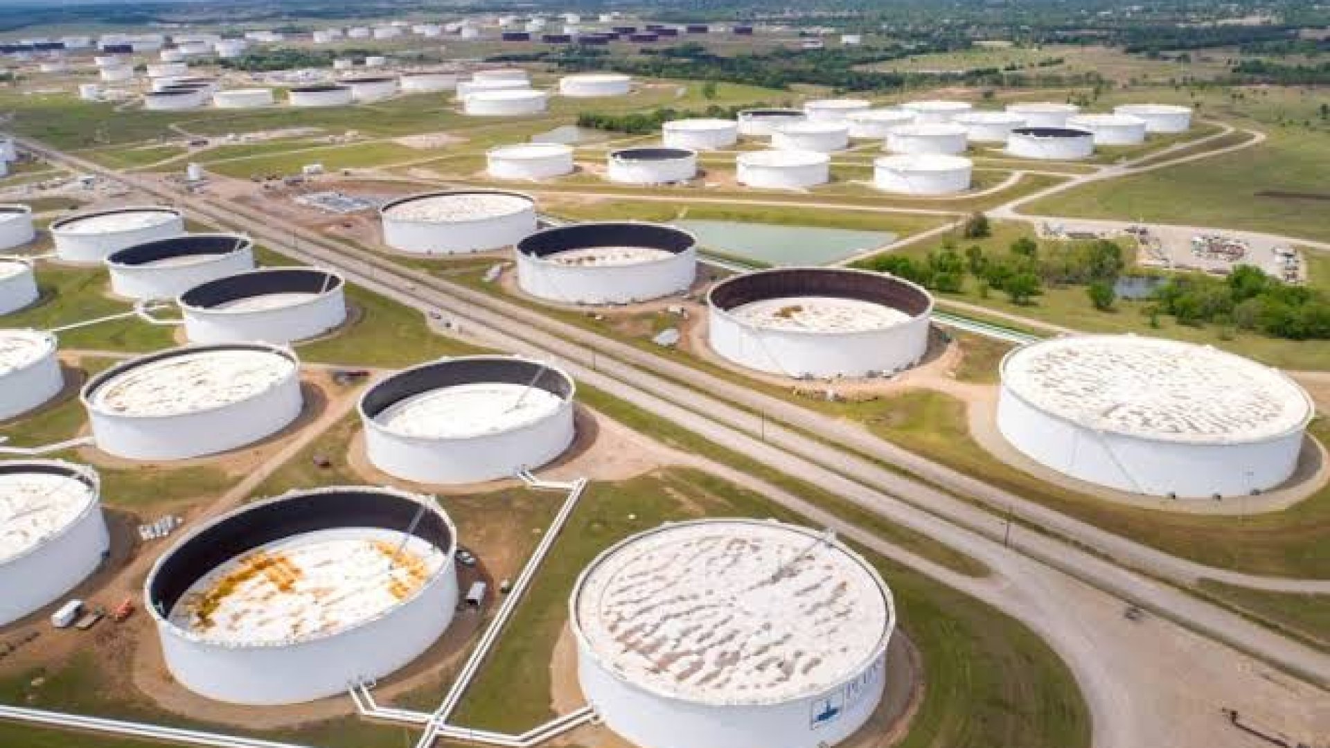 Reserva estratégica de petróleo de Estados Unidos cae a su nivel más bajo en más de cuatro décadas