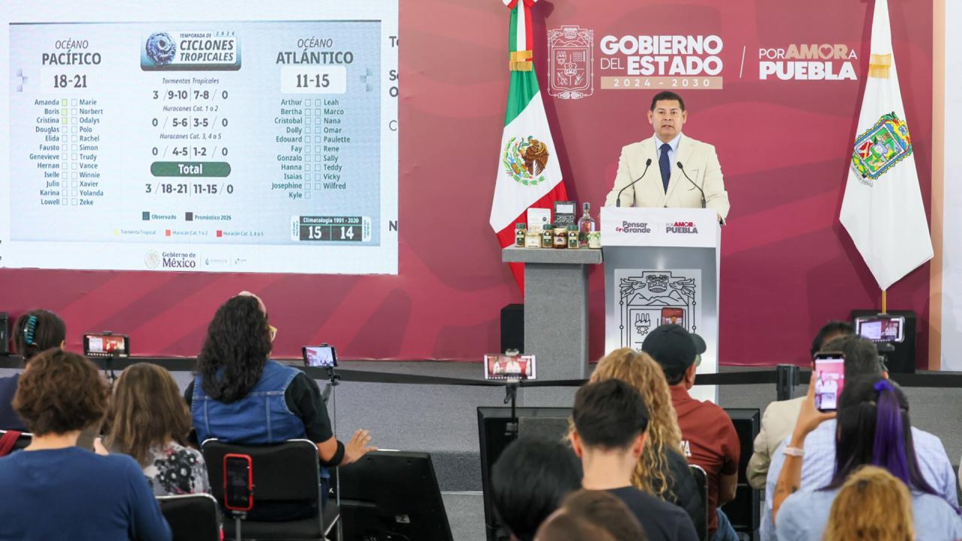 Gobierno de Puebla garantiza protección y atención a familias ante temporada de lluvias