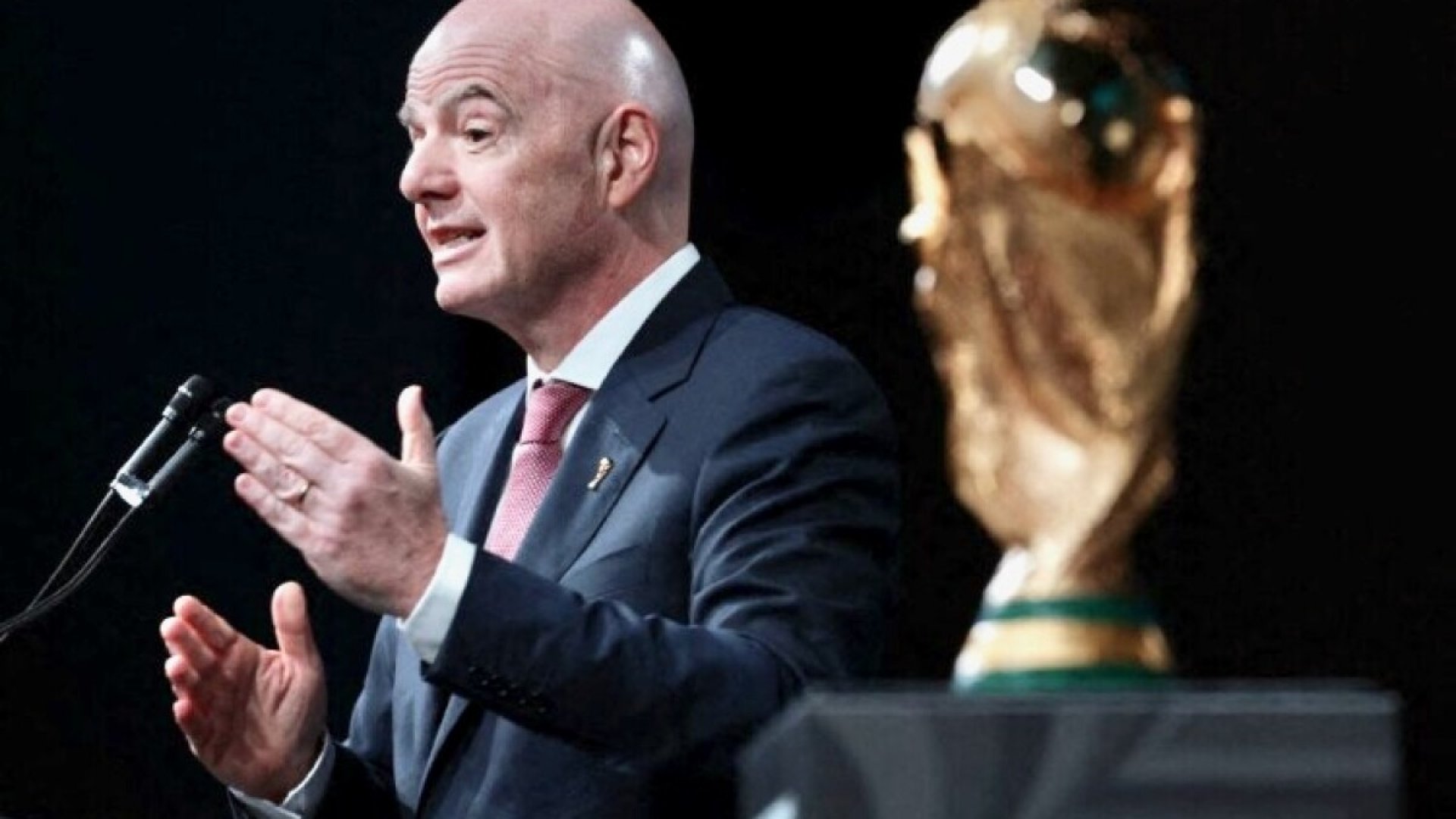 Crecen las exigencias para que Gianni Infantino deje la presidencia de la FIFA