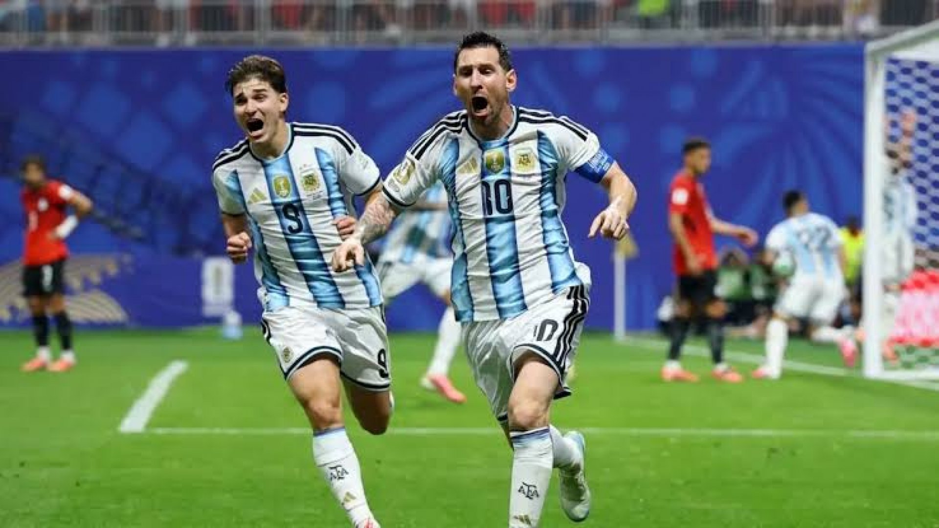 Argentina vence a Inglaterra y avanza a la final del Mundial en un duelo lleno de polémica