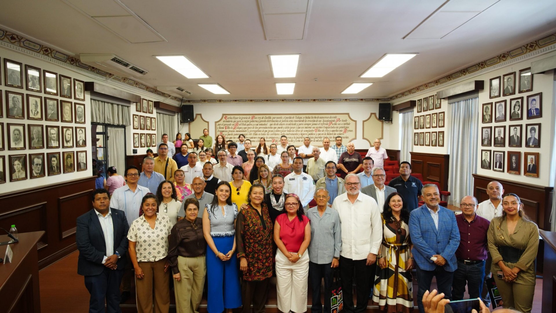 Ayuntamiento de Xalapa refrenda la hermandad y solidaridad con el pueblo de Cuba