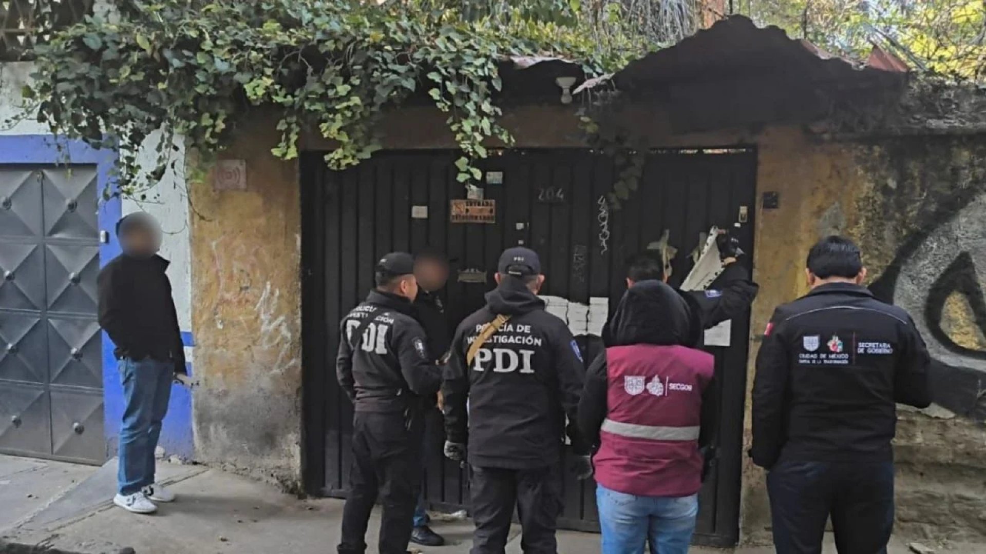 Autoridades de la CDMX prometen combate total contra las redes de despojo de inmuebles