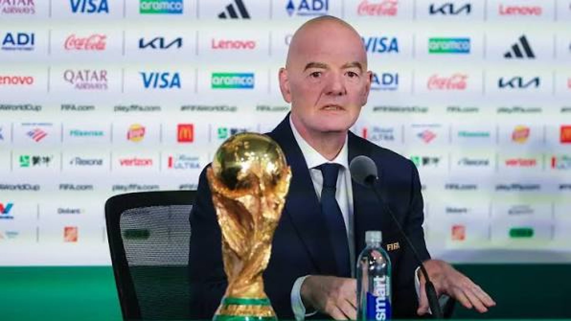 FIFA defiende su nuevo modelo financiero y rechaza que busque vender el fútbol