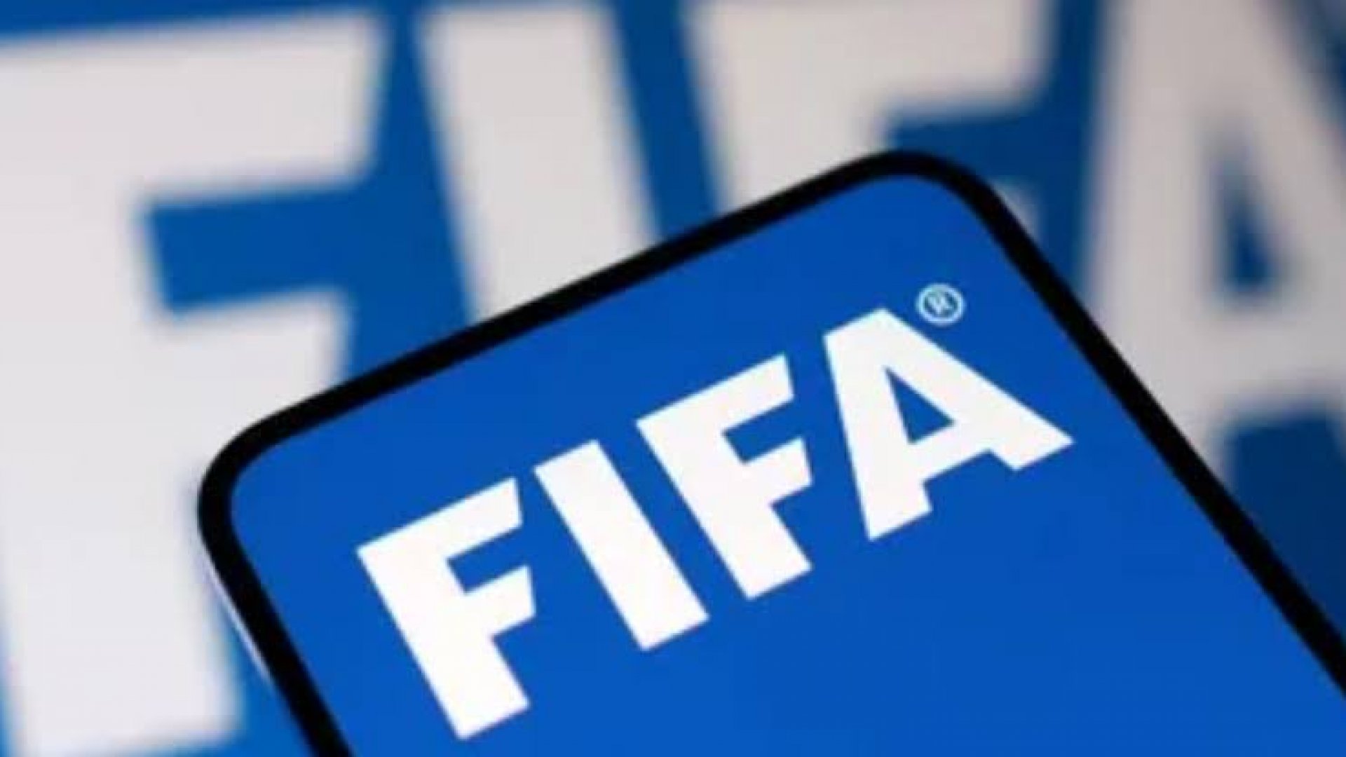 UEFA mantiene su rechazo a la FIFA pese a disculpa por plan de privatización