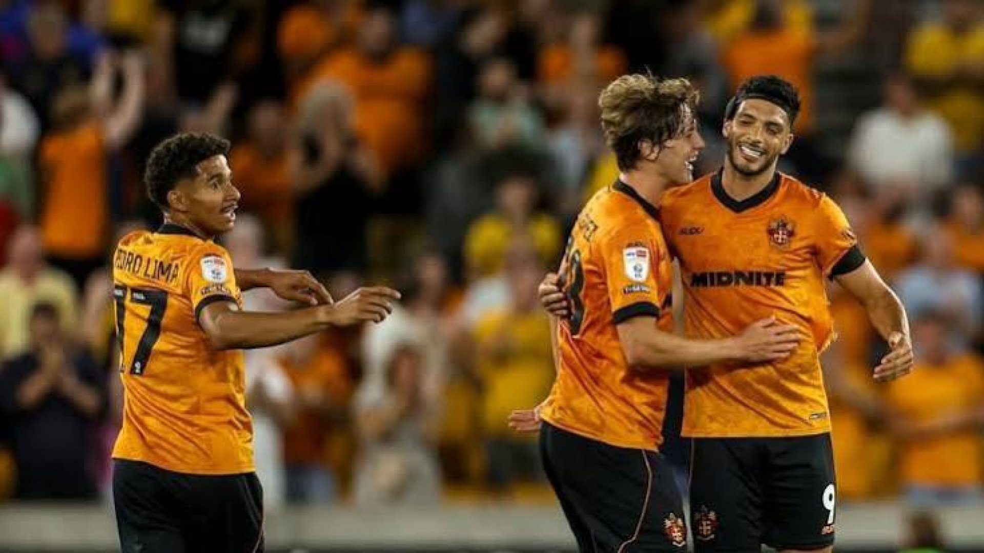 Raúl Jiménez vuelve a marcar con el Wolverhampton y rescata el empate ante Blackburn