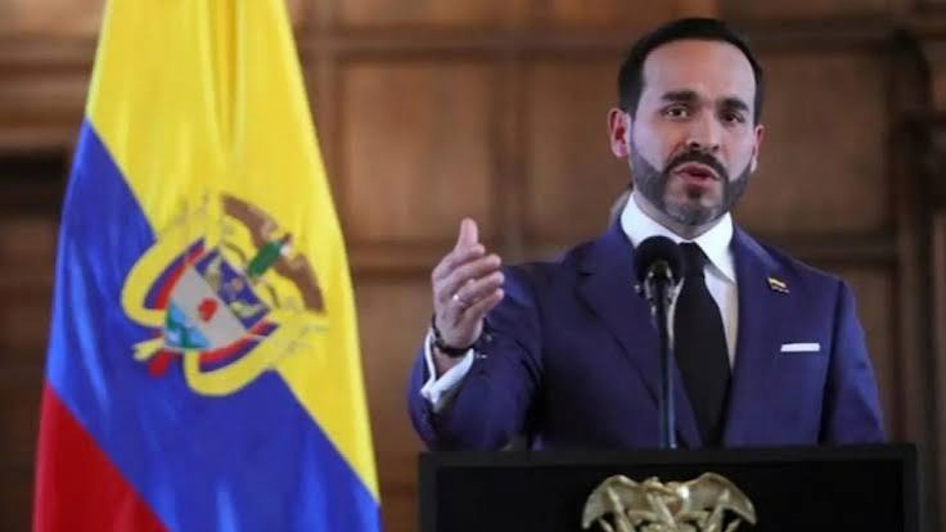 Gobierno de De la Espriella enfrenta críticas por decisiones tras terremoto en Colombia