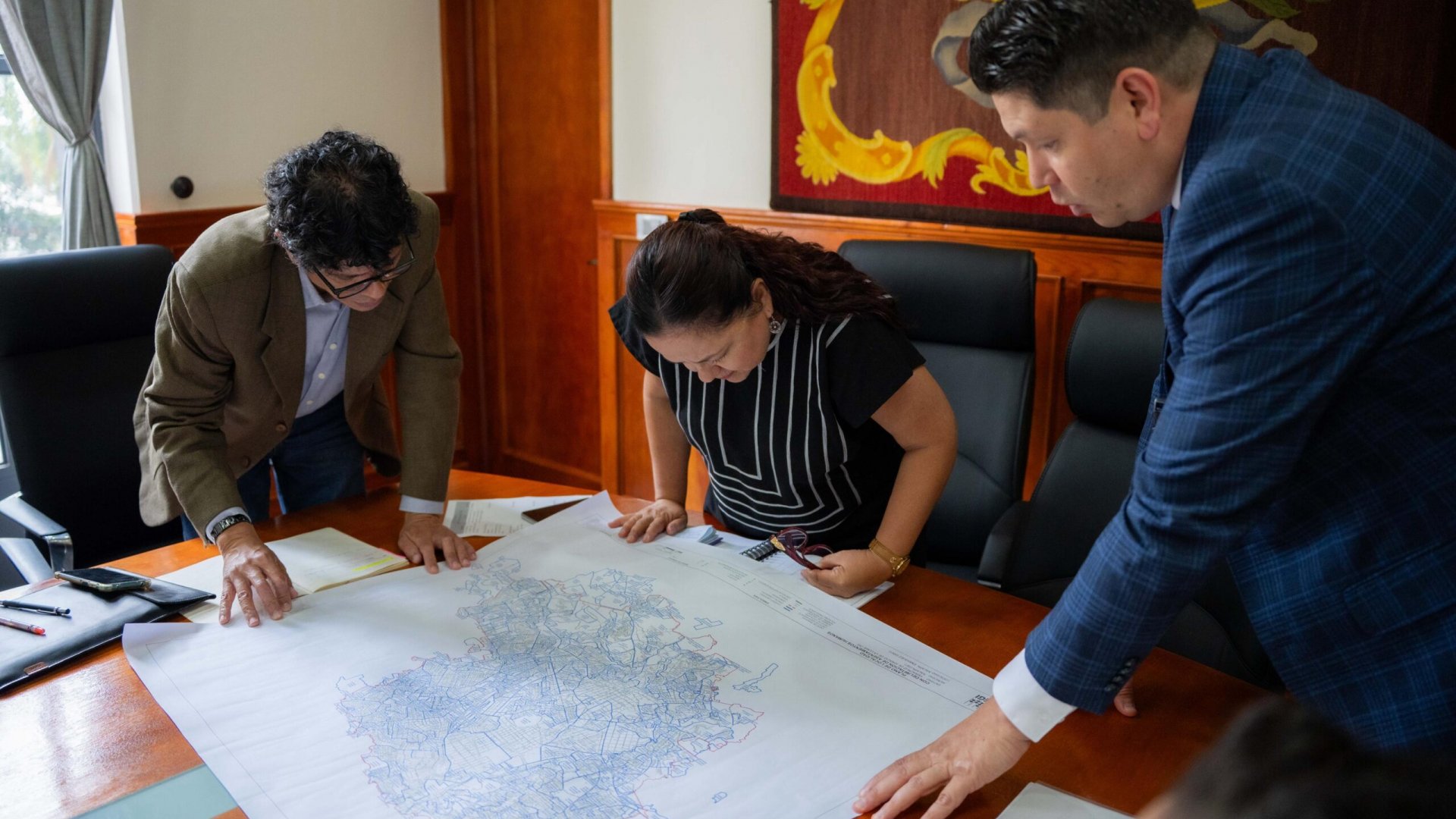 Alcaldesa recibe a directivos del INEGI para fortalecer decisiones y políticas públicas en Xalapa