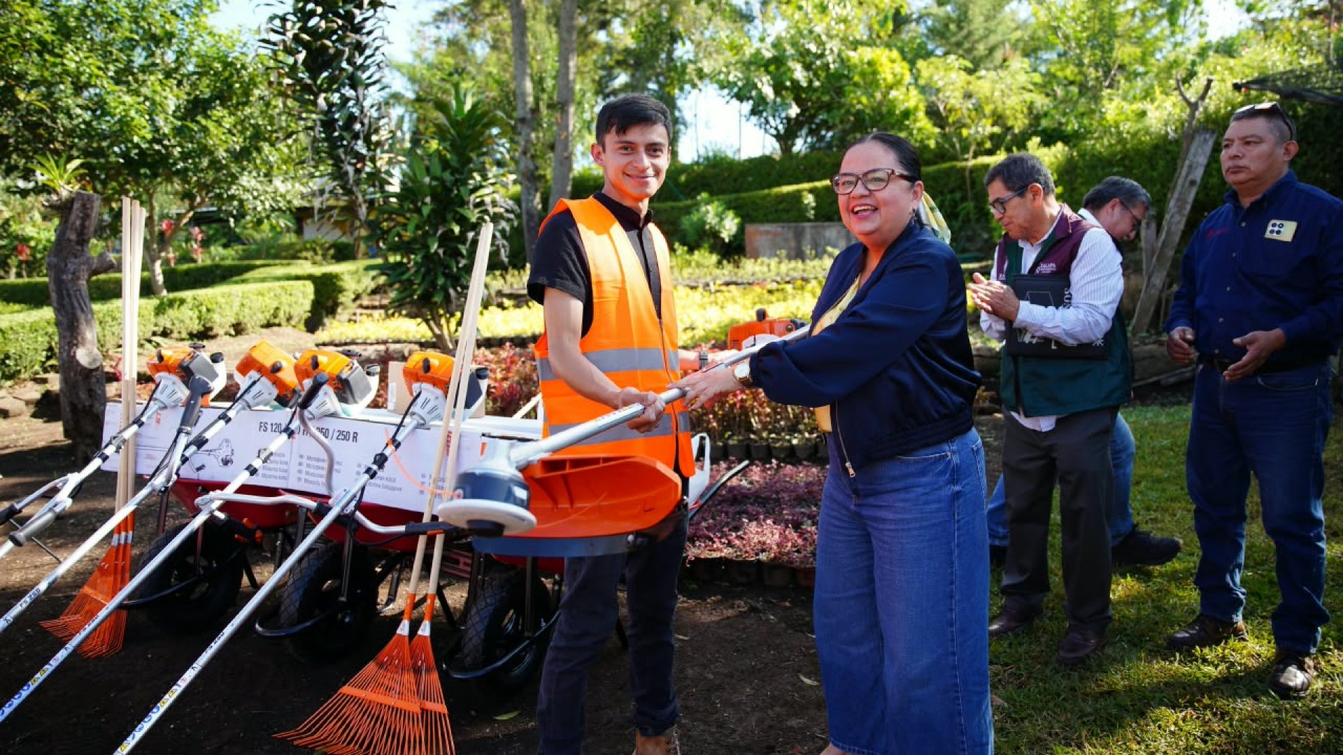 Donan herramientas a Medio Ambiente para fortalecer labores en áreas verdes de Xalapa